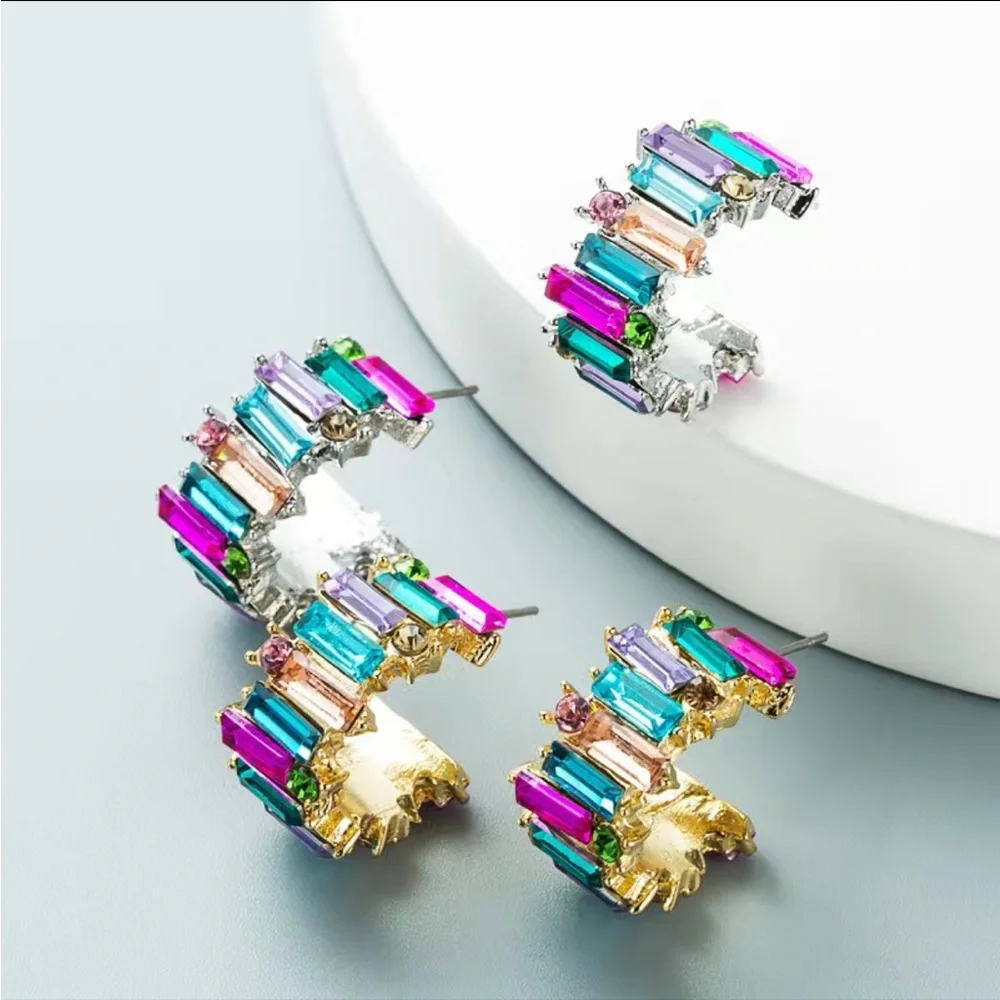 COPY - MULTI COLORED STONE HOOP /HUGGIE EARRINGS /GOLD COLOR / GOLD PLATED